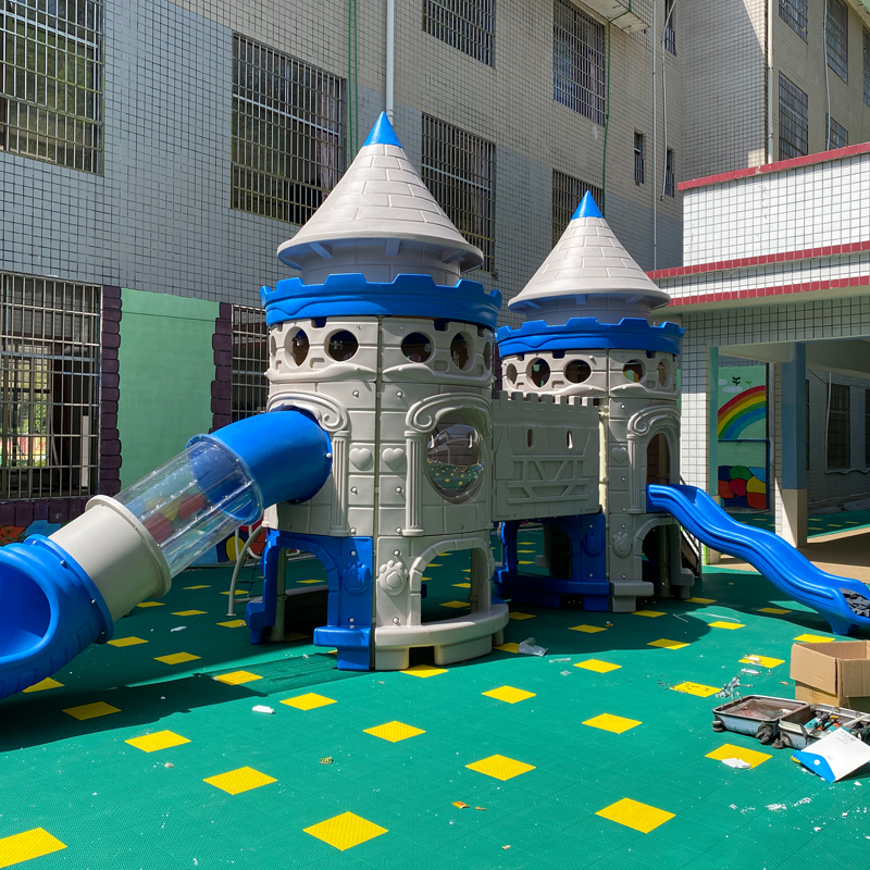 小博士塑料组合滑梯